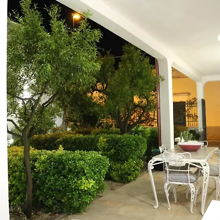 Bed & Breakfast Virò Campi Salentina